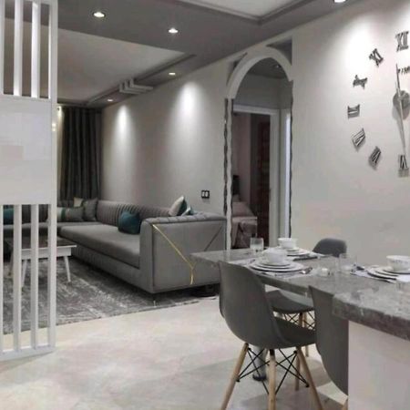Elegant Apartment With Air Conditioner For A Great Stay Tanger Kültér fotó
